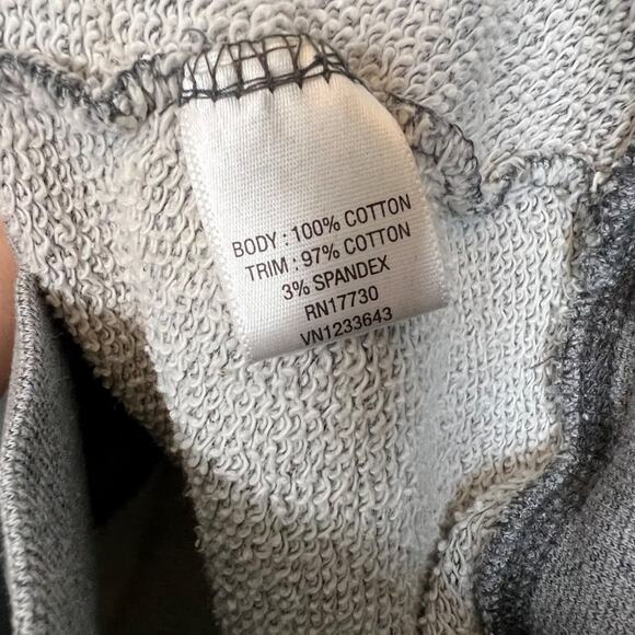 Converse Womens XSmall Gray Sweatshirt Hoodie XS Cropped Long Sleeve Top Cotton - Picture 8 of 10